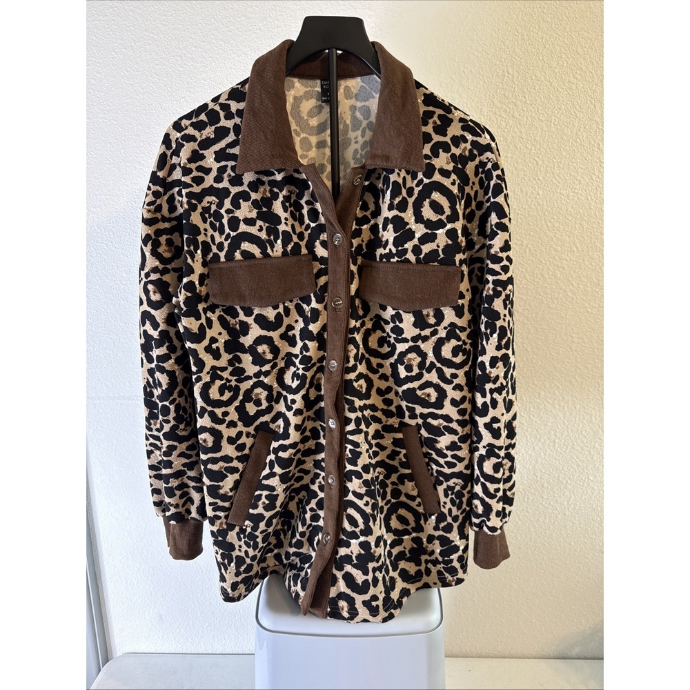 Emery Rose Women's Button Down Animal Print Jacket‎ Size M